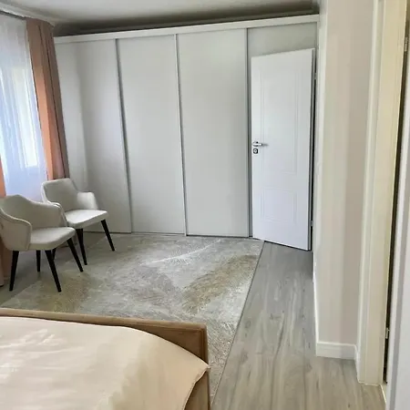 펜션 Maison Spacieuse Avec Terrasse A 퐁토 콩보