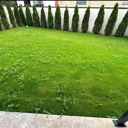 Maison Spacieuse Avec Terrasse A Pontault-Combault