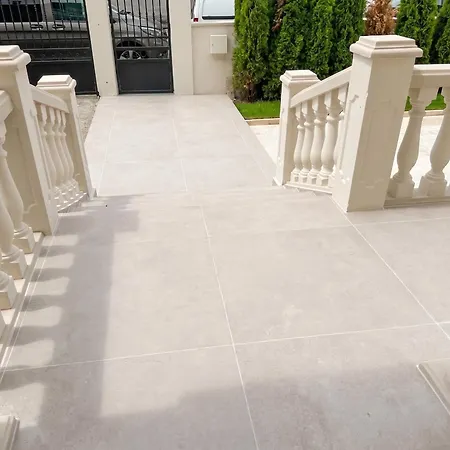 Maison Spacieuse Avec Terrasse A Pontault-Combault